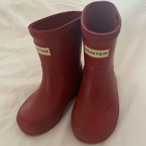 Toddler Hunter Rain Boots - size 4 (US size 5)